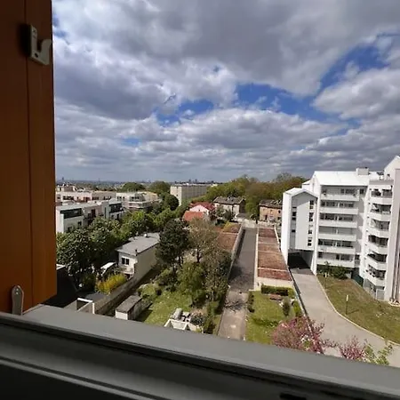 Large Comfortable With Lovely View Nogent-sur-Seine